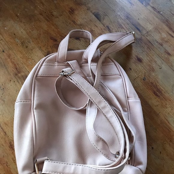 Backpack - Picture 2 of 2